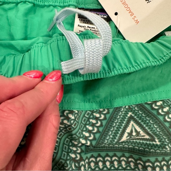**NWT** Patagonia Baggies Skirt - Picture 8 of 10